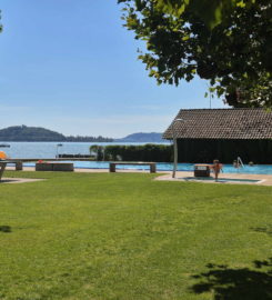 🏊🏖️ Plage et Piscine Extérieure de Douanne