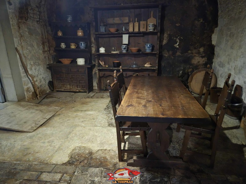 Rez. La Maison de la Tête de Moine, Bellelay, Jura bernois.