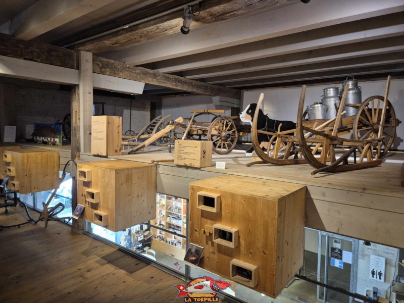 Étage Est. La Maison de la Tête de Moine, Bellelay, Jura bernois.