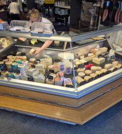 🍔 Maison de la Tête de Moine – Bellelay