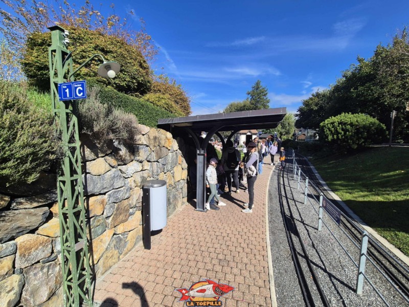 La gare de Chablais-Village. Swiss Vapeur Parc, Le Bouveret, canton du Valais. Trains miniatures.