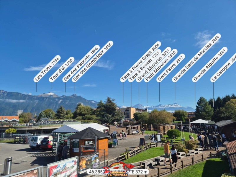 La vue direction sud-est depuis Swiss Vapeur Parc. Le Grand Muveran, le Petit Muveran, la Grande Dent de Morcles. Tarifs, Swiss Vapeur Parc, Le Bouveret, canton du Valais. La vue direction sud-est depuis Swiss Vapeur Parc. Le Grand Muveran, le Petit Muveran, la Grande Dent de Morcles. Tarifs, Swiss Vapeur Parc, Le Bouveret, canton du Valais.