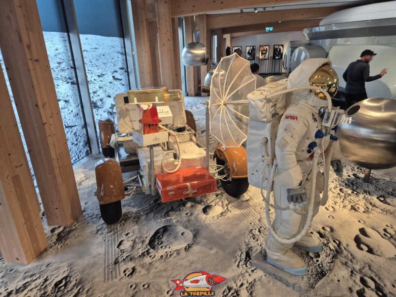 L'aventure spatiale : Elle met en lumière les montres portées par les astronautes, notamment lors des missions Apollo et du premier pas sur la Lune en 1969. Omega Museum, Bienne.