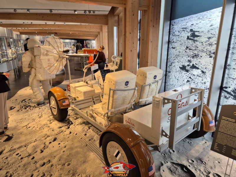 L'aventure spatiale : Elle met en lumière les montres portées par les astronautes, notamment lors des missions Apollo et du premier pas sur la Lune en 1969. Omega Museum, Bienne.