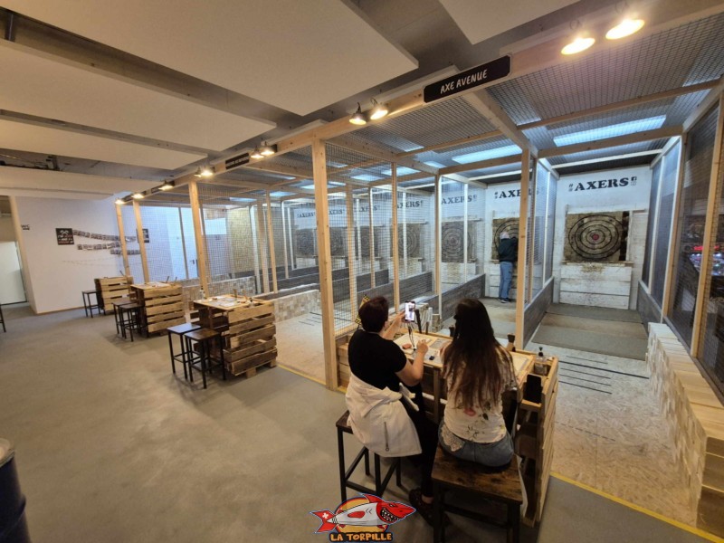 Les couloirs de lancer. Lancer de haches, Axery, Bex.