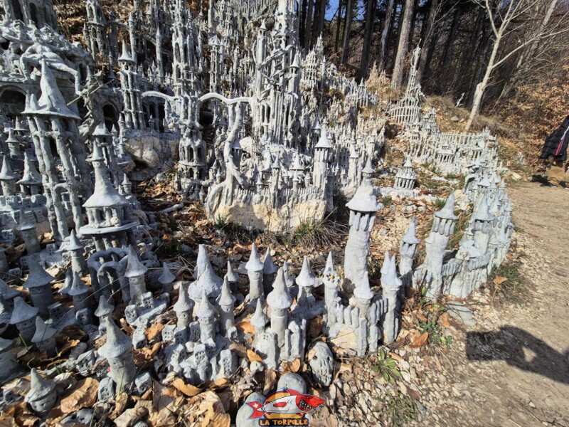 Détails, grande citadelle de François Monthoux, Bière