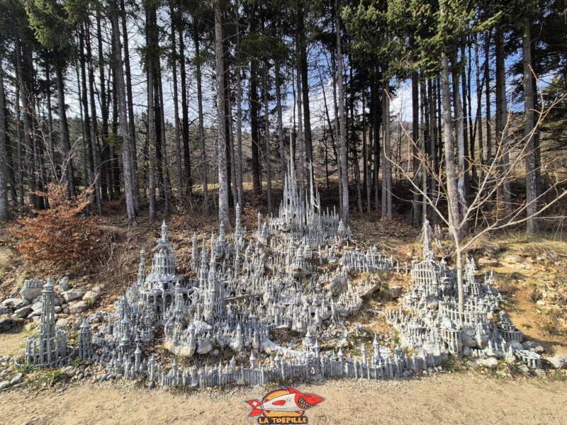 Vue d'ensemble, milieu. Grande Citadelle de François Monthoux, Bière.