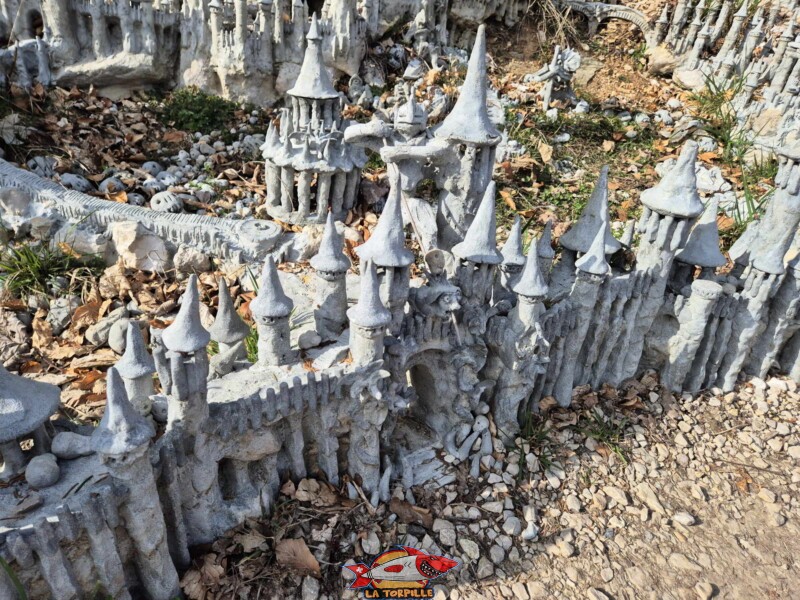 Détails, grande citadelle de François Monthoux, Bière