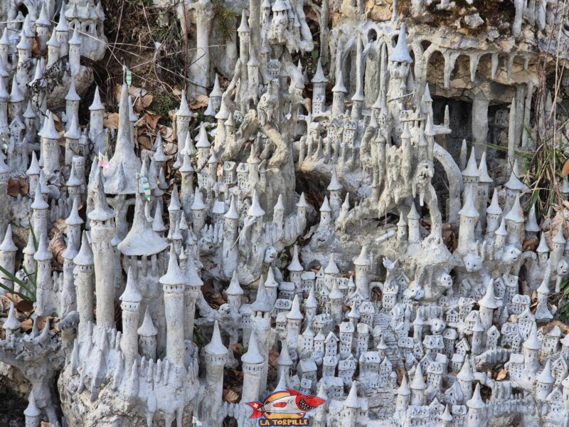 Détails, grande citadelle de François Monthoux, Bière