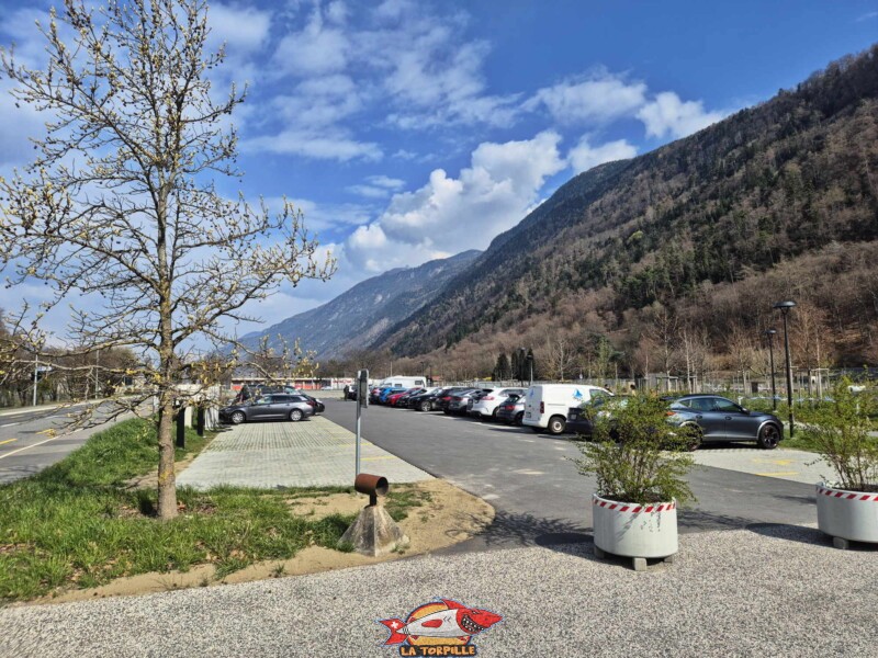 Le parking gratuit de Barryland.