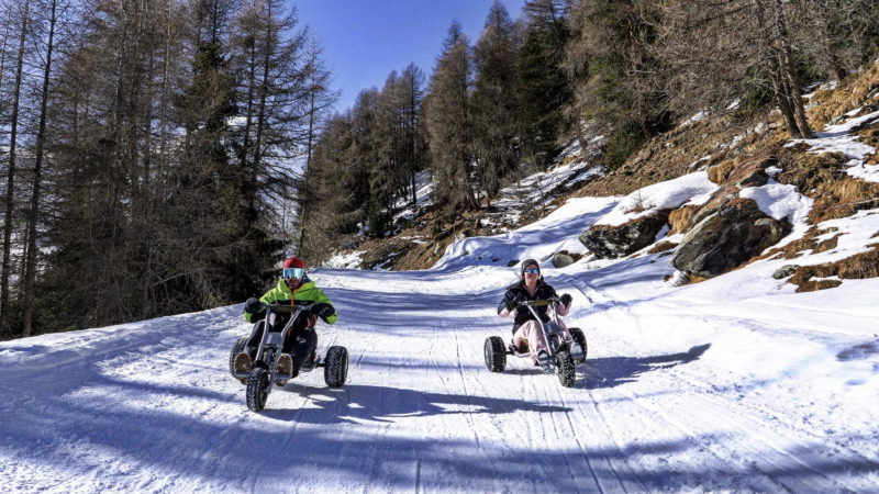 La piste de Mountain cart est la même que celle pour la luge. grimentz