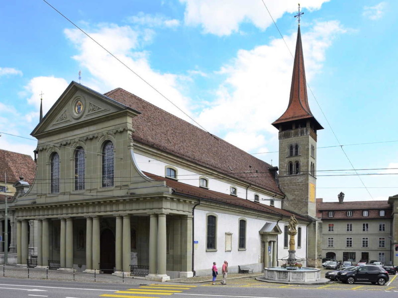 La basilique de Fribourg.