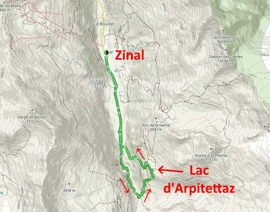 Une randonnée en boucle depuis Zinal passe par le lac d'Arpitettaz et les pâturages du val d'Anniviers peuplés par les fameuses vaches d'Hérens.