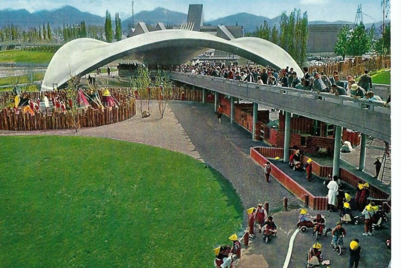 L'arche en béton lors de l'Expo'64.
