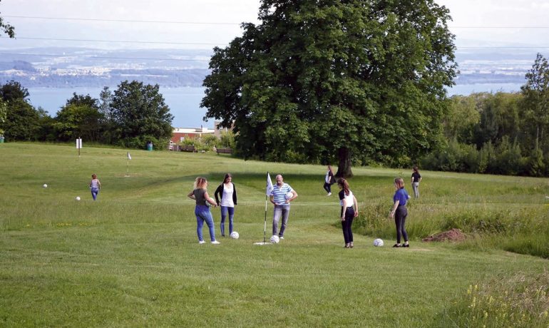 🏌️⚽🥏 Swin Golf – Foot Golf – Disc Golf à Pierre-à-Bot – Neuchâtel