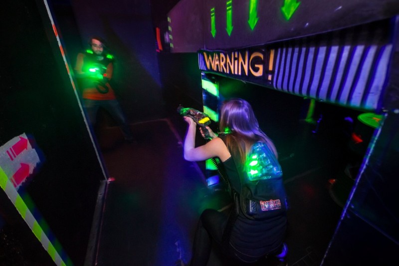 Le laser game. fribowling