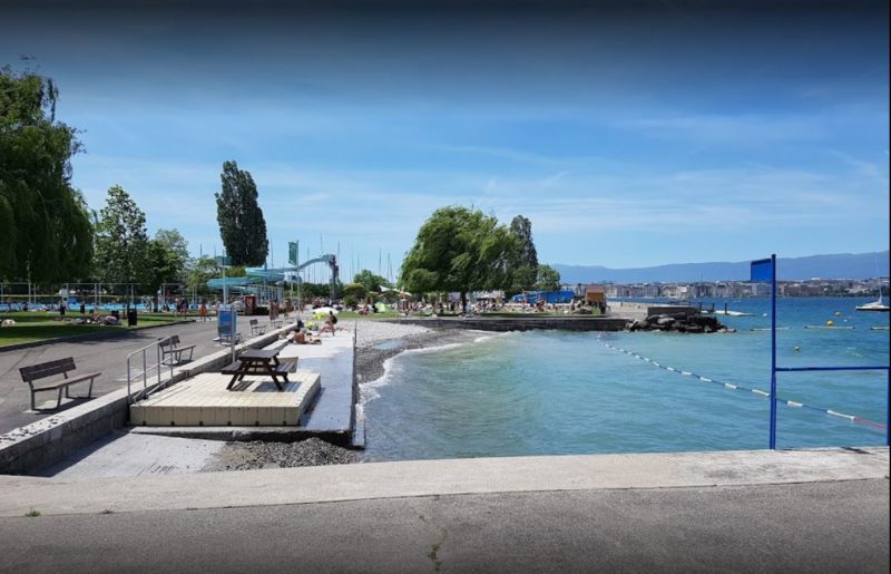 La plage sur le lac Léman.