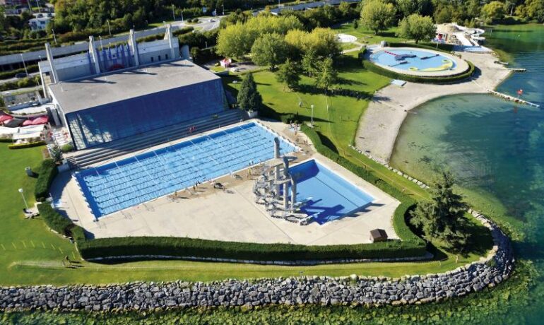 🏊🏖️ Piscine Intérieure, Extérieure et Plage du Nid-du-Crô – Neuchâtel