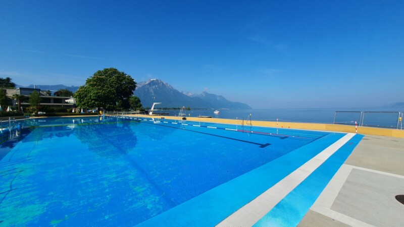 Le grand bassin de la piscine. Le grand bassin de la piscine.