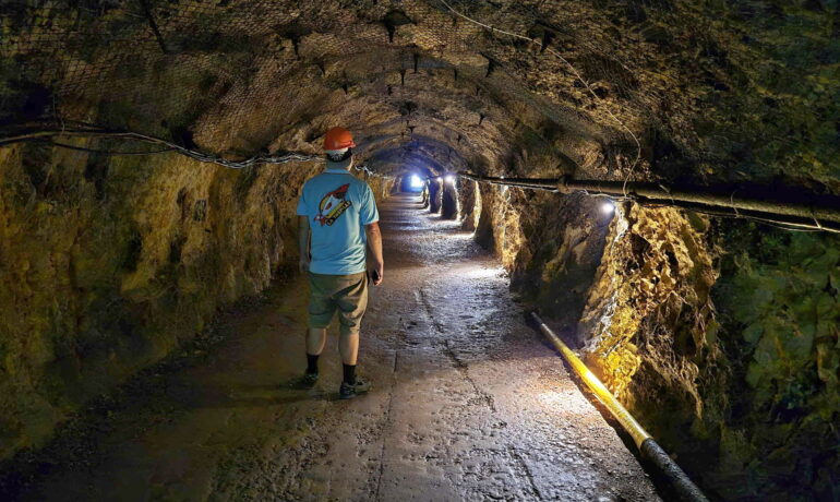 ⛏️🔧🚪 Mines d’Asphalte de la Presta – Travers
