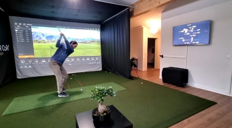 Un simulateur de l'indoor Golf ABR.