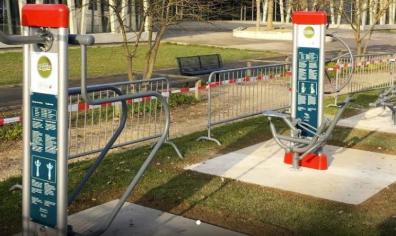 🏋️ Outdoor Fitness Vernier Village