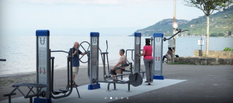 Les machines de fitness de Vevey au bord du Léman.