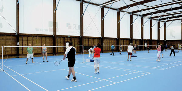 Les terrains de badminton de Vernier en intérieur