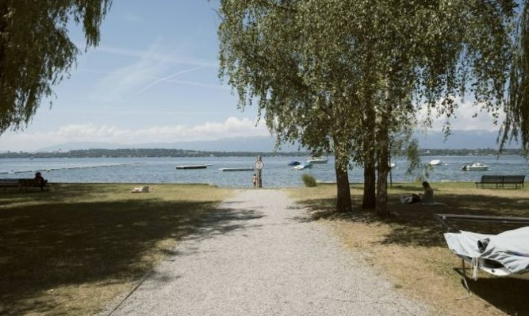 🏖️ Plage de la Pointe-à-la-Bise – Collonge-Bellerive
