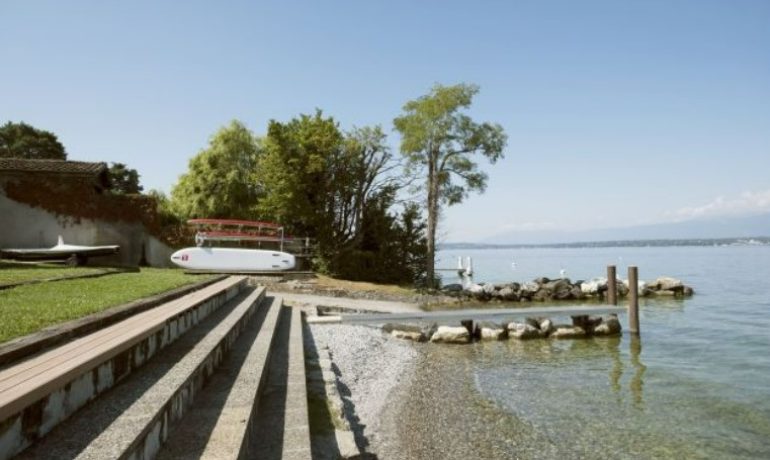 🏖️ Plage des Courbes – Anières
