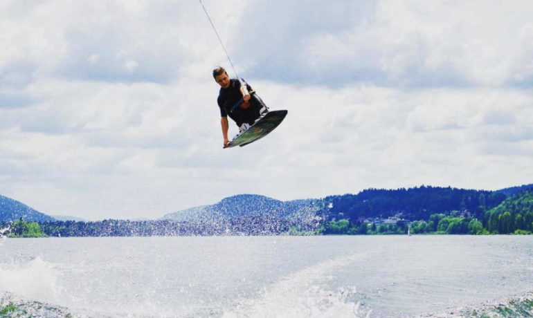 🌊 WaiWake – Le Rocheray