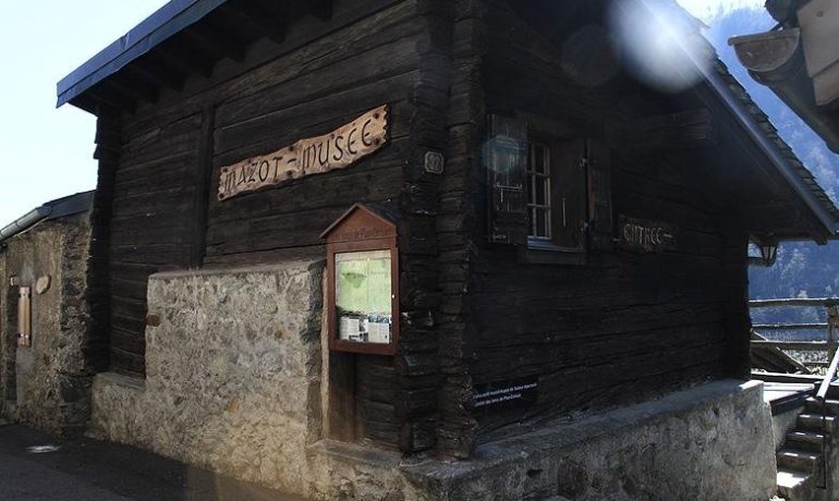 🍔🎨 Mazot-Musée de Plan-Cerisier – Martigny-Combe