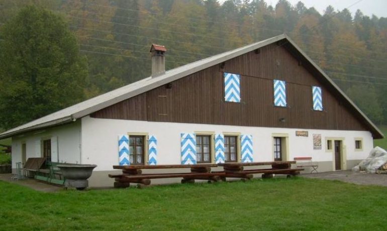 🐎👤 Musée de la Banderette – Travers