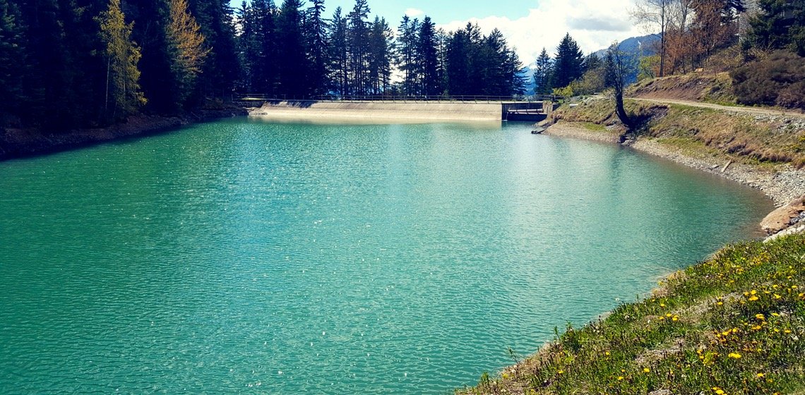 Le barrage du lac d'Icogne.
