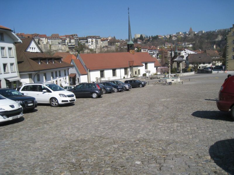 Le parking de Planche Supérieure dans la basse ville de Fribourg.