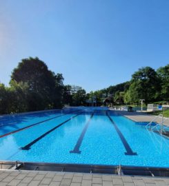 🏊 Piscine Extérieure de Kerzers