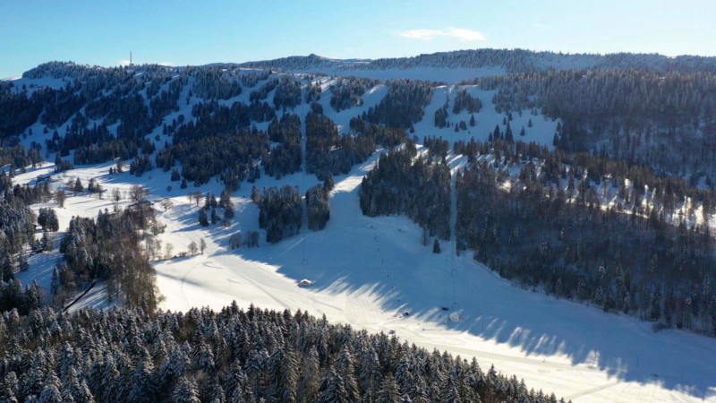 Les pistes du dimaine skiable.