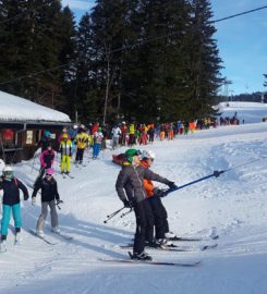 ⛷️🛴 Domaine Skiable de la Robella et Trottinettes XL sur Neige – Buttes