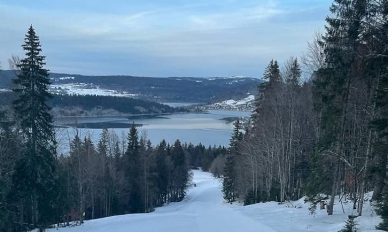 ⛷️ Téléskis du Lac de Joux – L’Abbaye