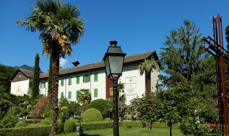 ⛪ Abbaye Saint-Benoît – Port-Valais