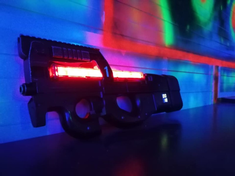 Un pistolet de laser game.