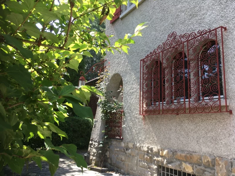 L'ancienne demeure de Mme Guyot dit le monastère