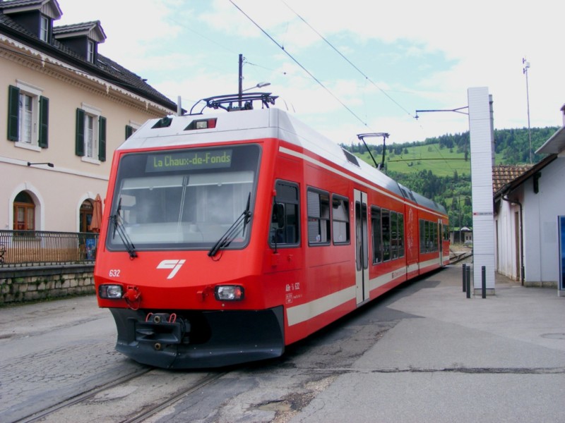 Le train La Chaux-de-Fonds - Glovelier