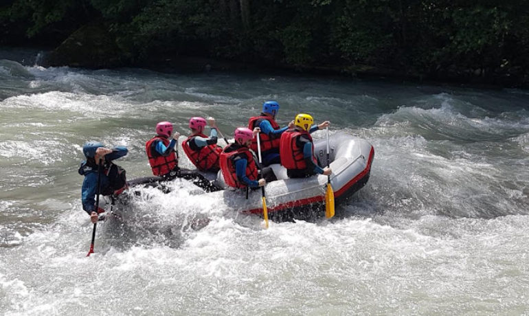 🌊🛴🏹 Rivières et Aventures – Château d’Oex