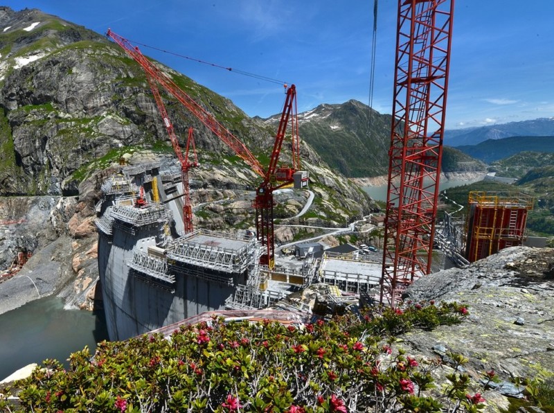 Les travaux de réhaussement du barrage du Vieux-Emosson en 2014