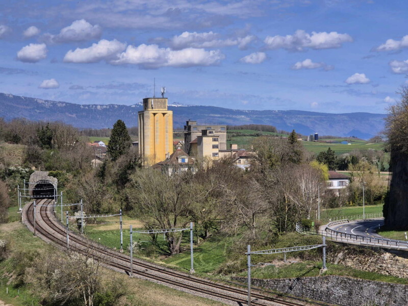 Le moulin Bornu depuis le château de La Sarraz.