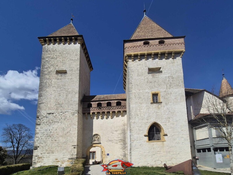 Côté Sud-Est. Château de La Sarraz, canton de Vaud.