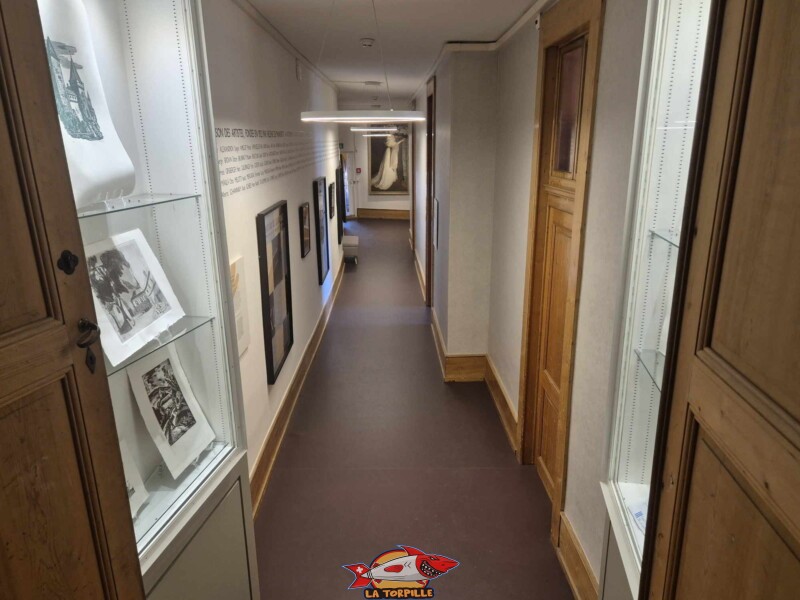 e couloir Knébel et ses appartements. Château de La Sarraz, canton de Vaud.