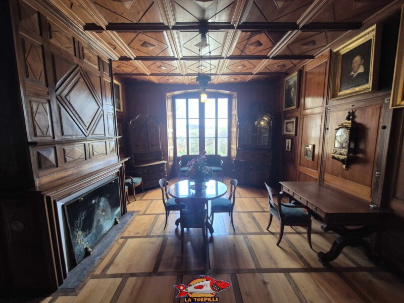 e couloir Knébel et ses appartements. Château de La Sarraz, canton de Vaud.