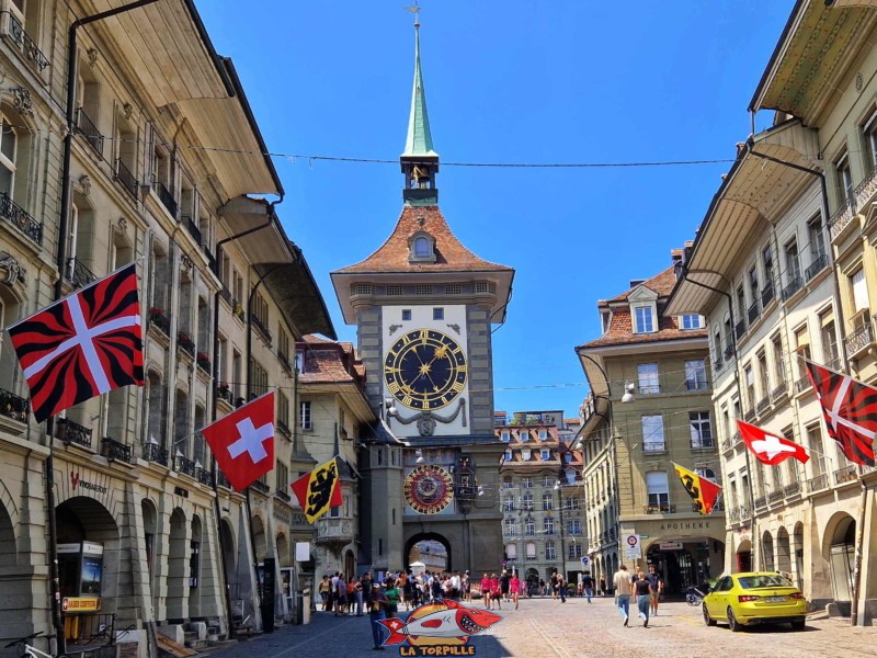 La fameuse Zytglogge, la tour de l'horloge de Berne, dont est inspirée la porte de Berne de Morat.